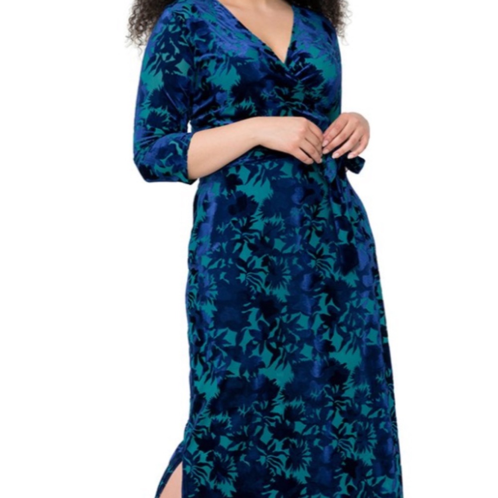 LEOTA FLORAL BURNOUT MAXI DRESS Size 2X Date Party Dinner Drinks